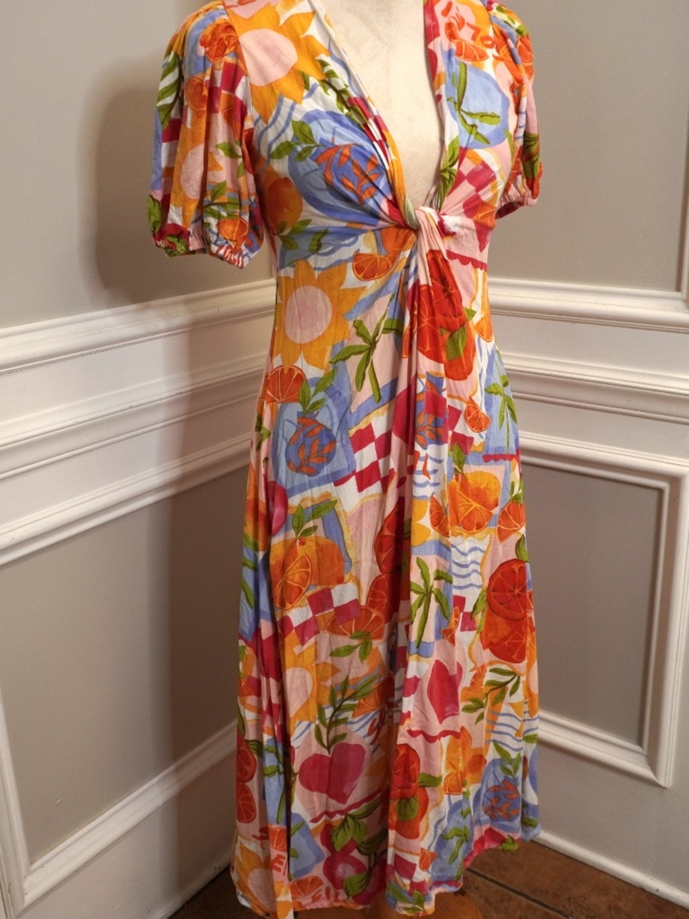White Closet Elements Floral Fruit Midi Dress, Size XS - Picture 3 of 6